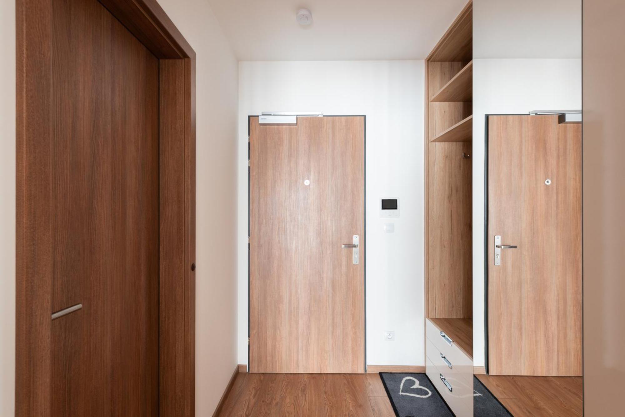 Luxury & Air-conditioned Osko Near The Center Praga
